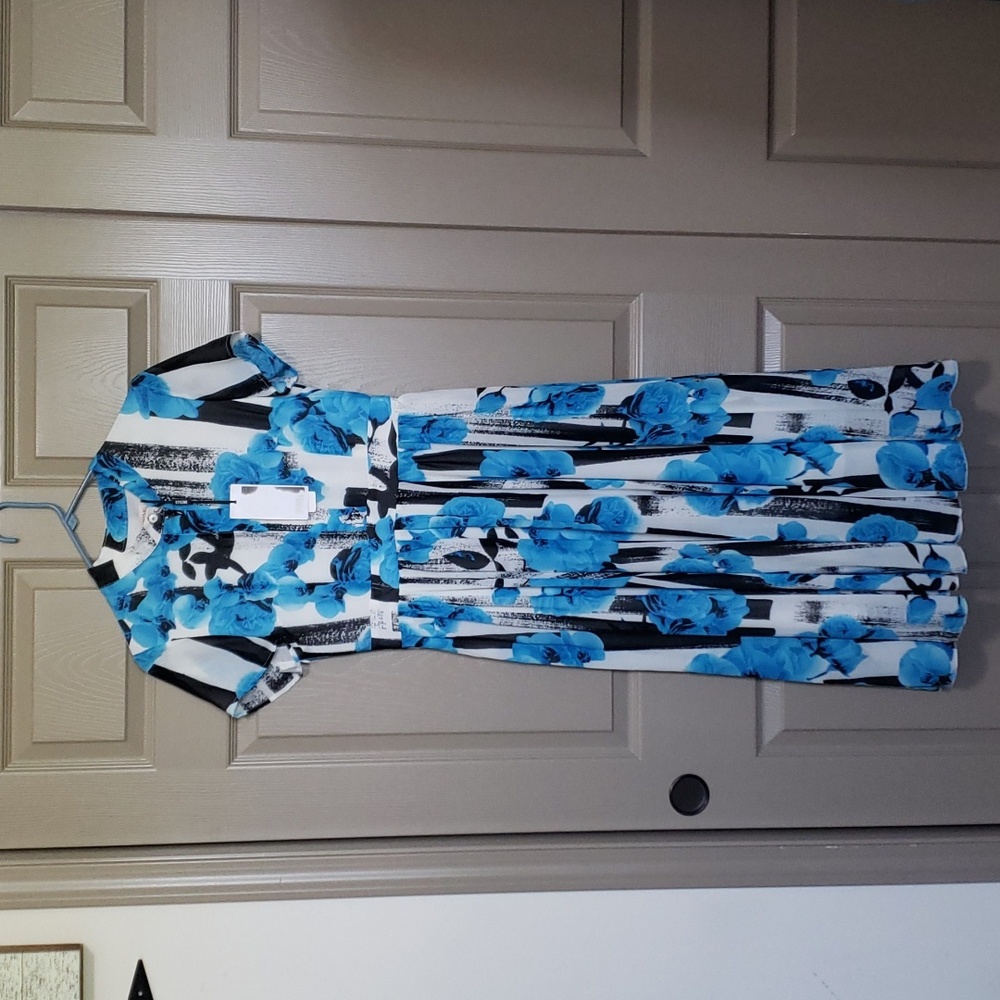 NWT Borme Blue a line floral maxi dress size extra large fits medium/large
